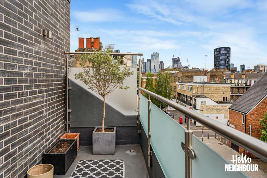 2 bedroom maisonette for rent
