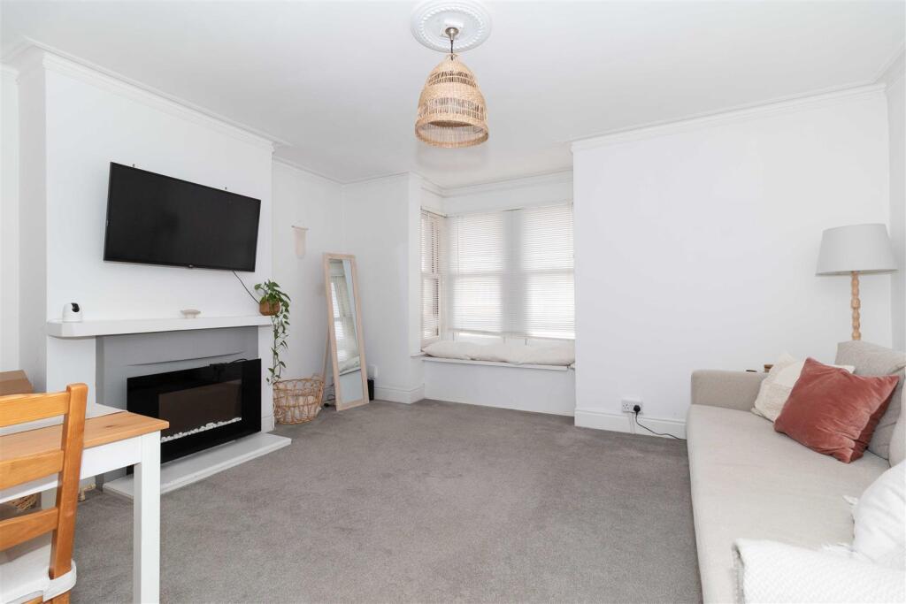 Broadwater Street East, Worthing