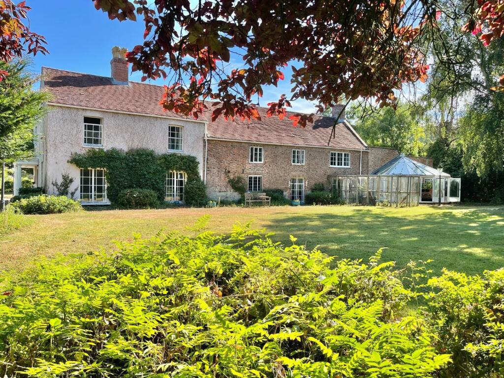 6-bed house on Brent Street, Brent Knoll, Highbridge, £1,250,000