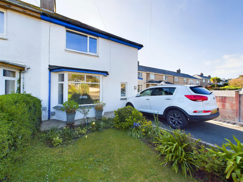 Main image of property: Rosparvah Gardens, Heamoor, TR18 3EA