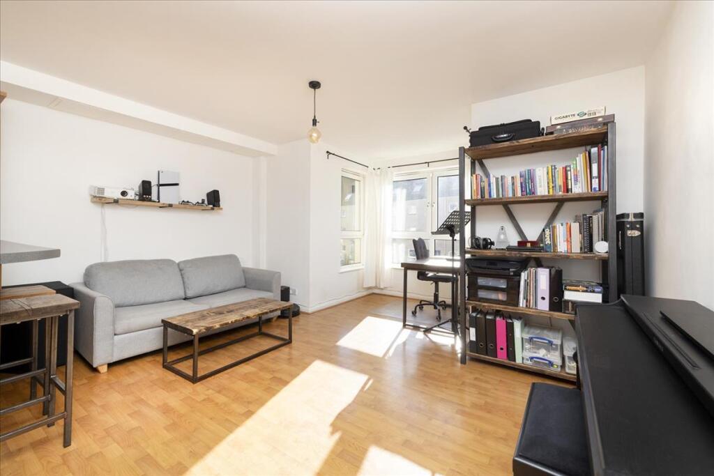Apartment in Edinburgh, Fort, Leith Harbour & Newhaven - View 2