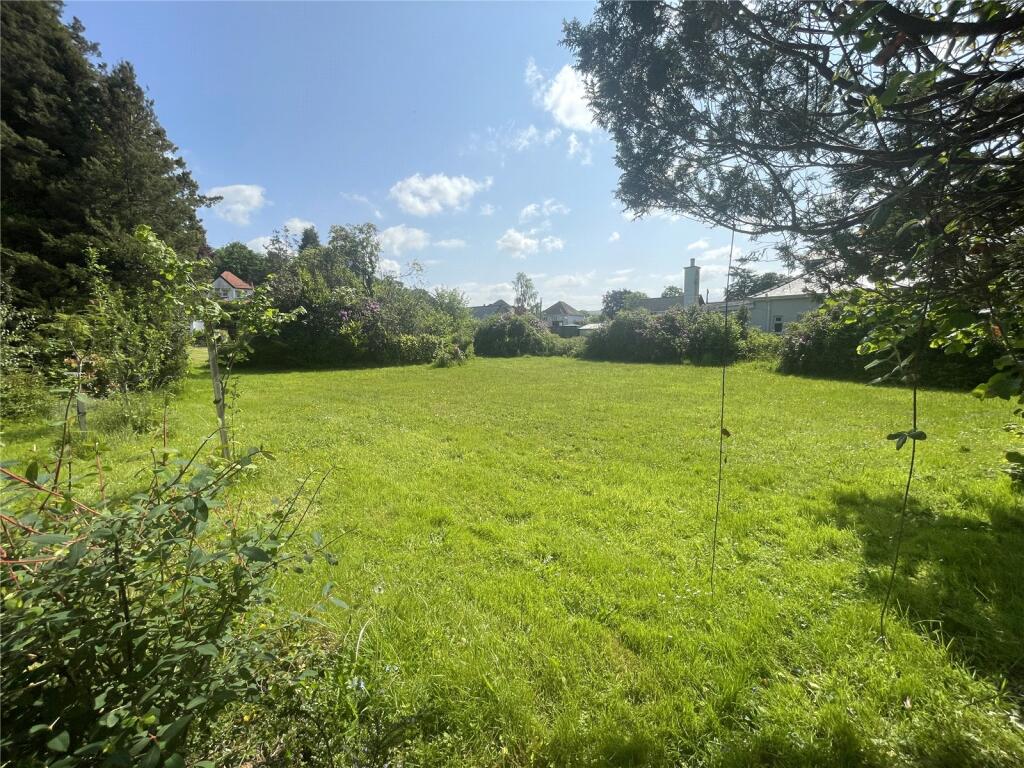 College Street, Ammanford, Carmarthenshire, SA18 photo 5