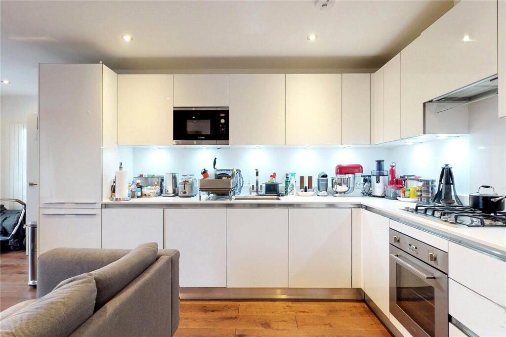 Main image of property: Blair Street, London, E14