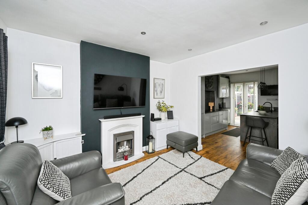 House in Ashfield, Sutton in Ashfield, Nottinghamshire - View 3