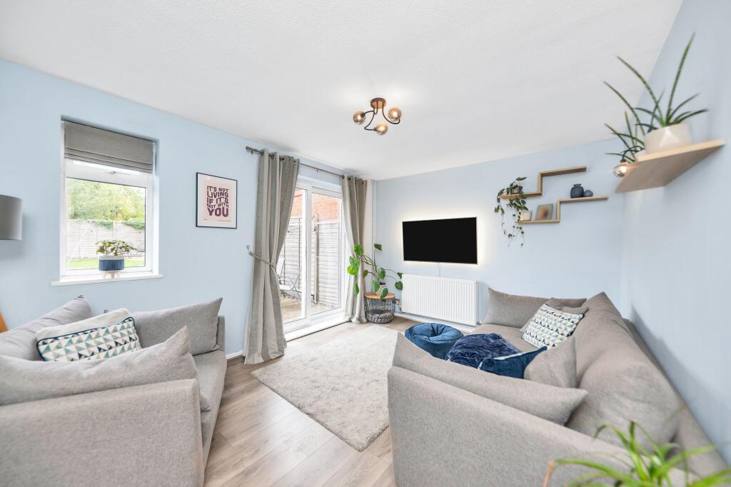 Russet Way, Melbourn, SG8 photo 3