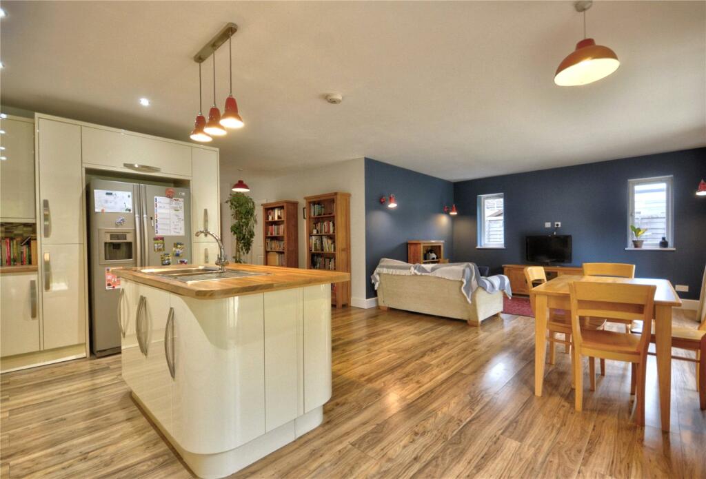House in Guildford - View 5