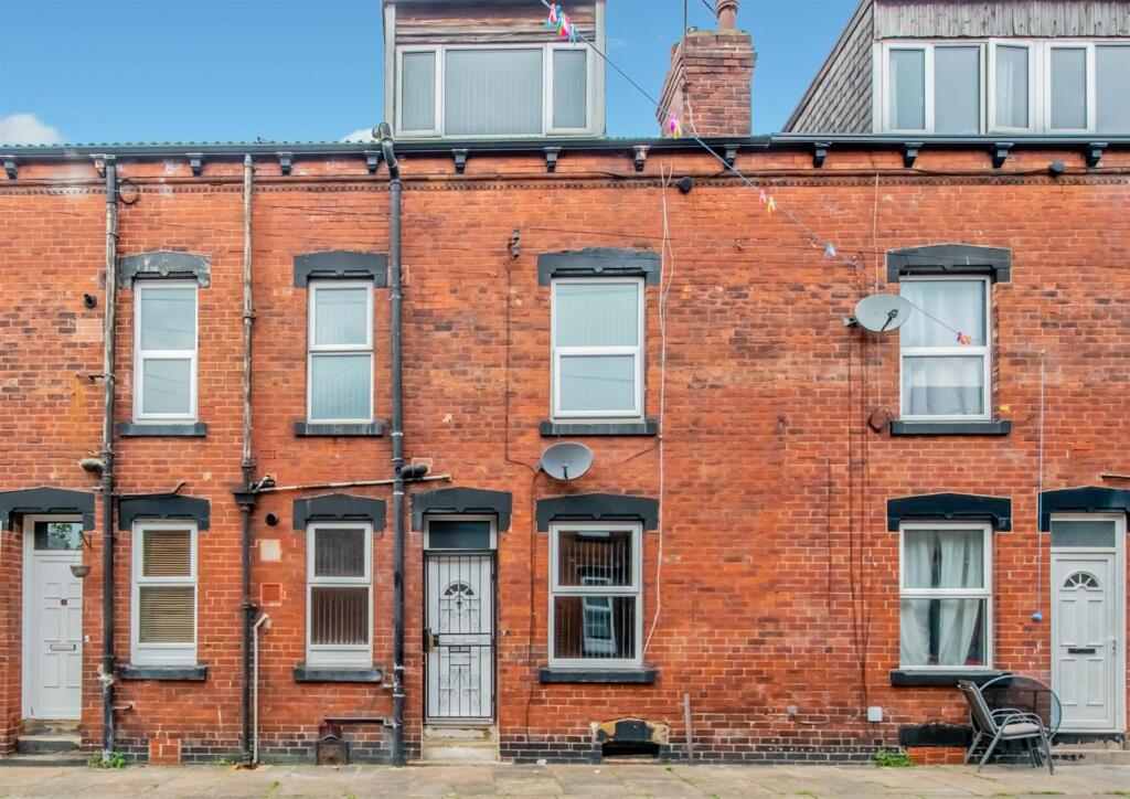 Main image of property: Thornton Grove, Leeds