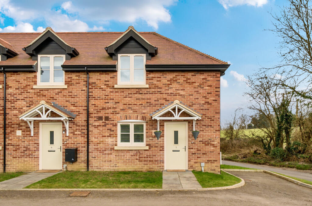 Main image of property: Chequers, Winchester Road, Ropley, Alresford, SO24