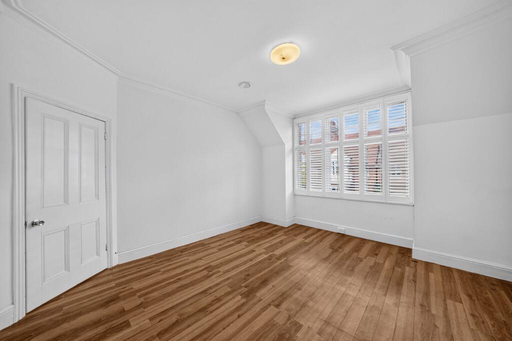 House in London - View 4