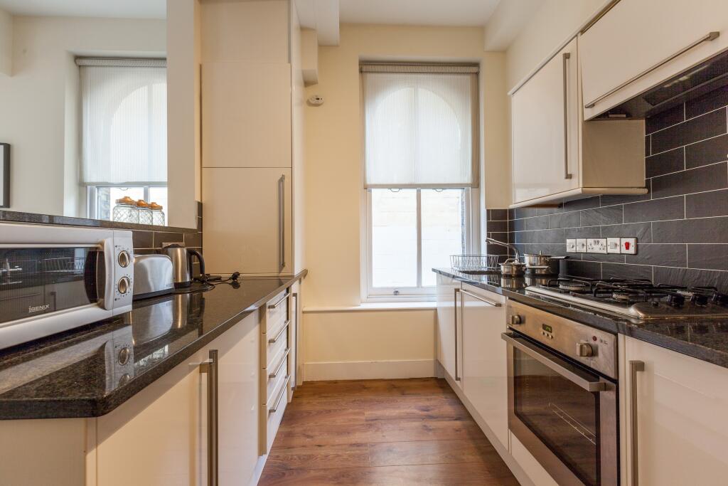 Apartment in London - View 4