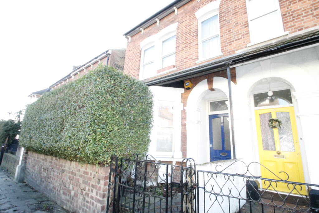 Main image of property: Lennard Road, Penge, SE20