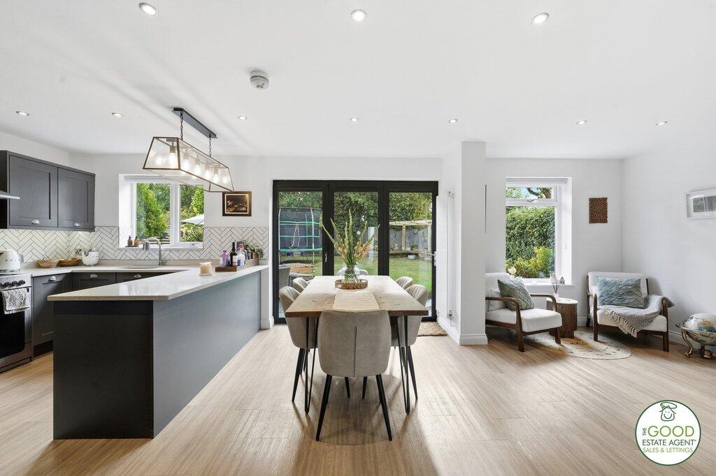 House in Stockport, Greater Manchester - View 4