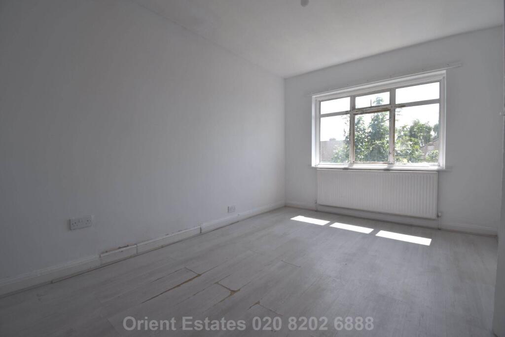 House in London - View 5