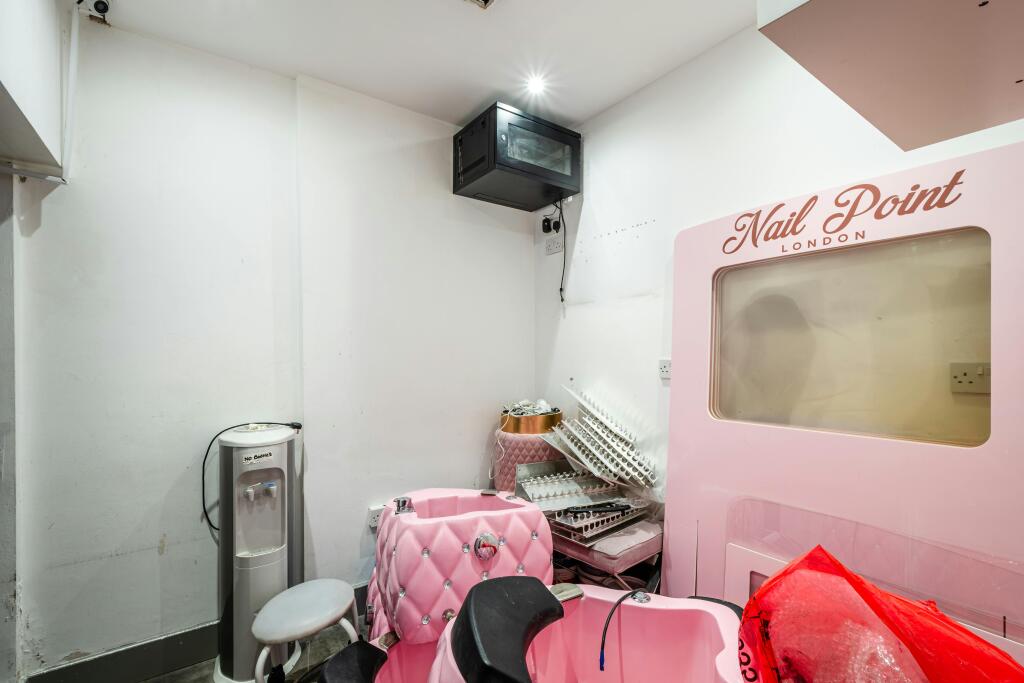 Stoke Newington High St 81B 13.jpg