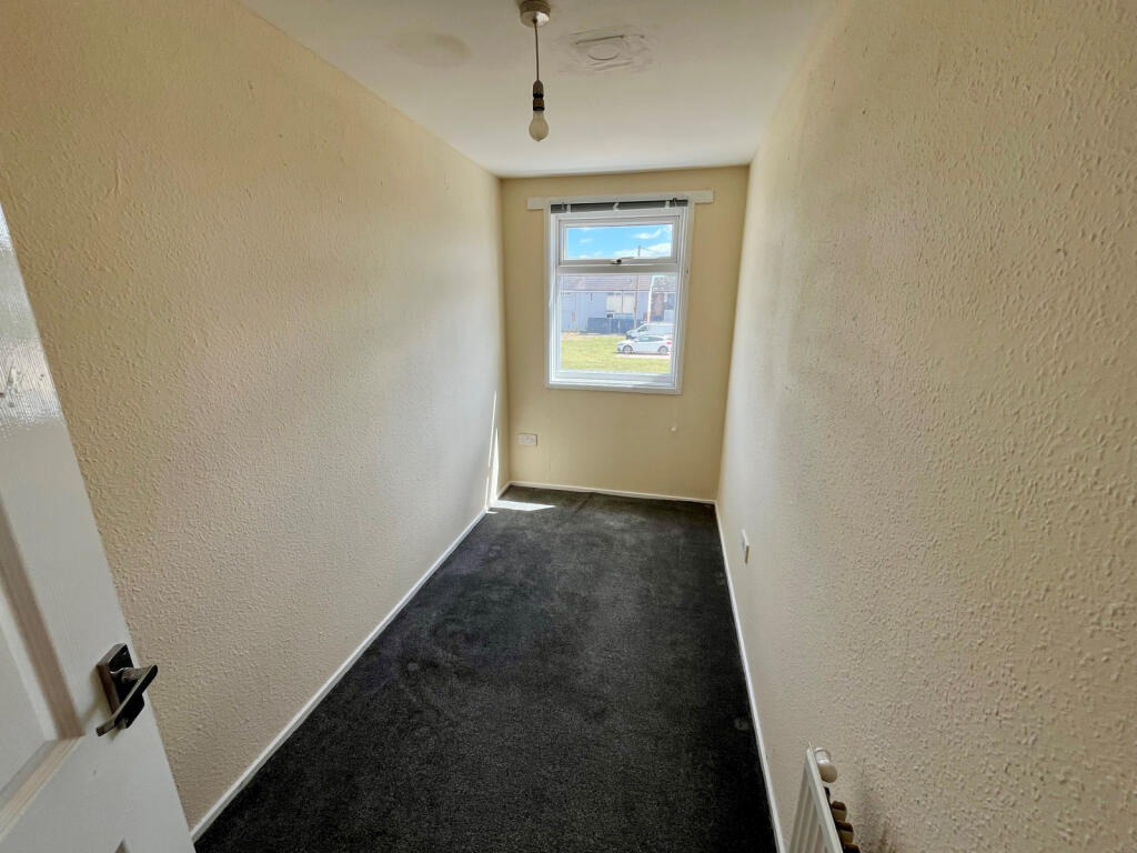 House in Hull, Bransholme - More