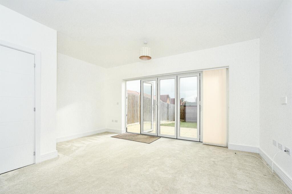 Prince Drive, Shrivenham, Swindon photo 2