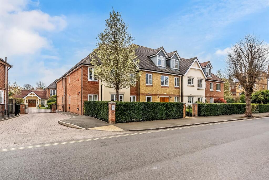 Main image of property: KINGSTON AVENUE, LEATHERHEAD, KT22