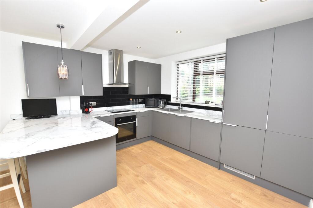 House in Leeds - View 4