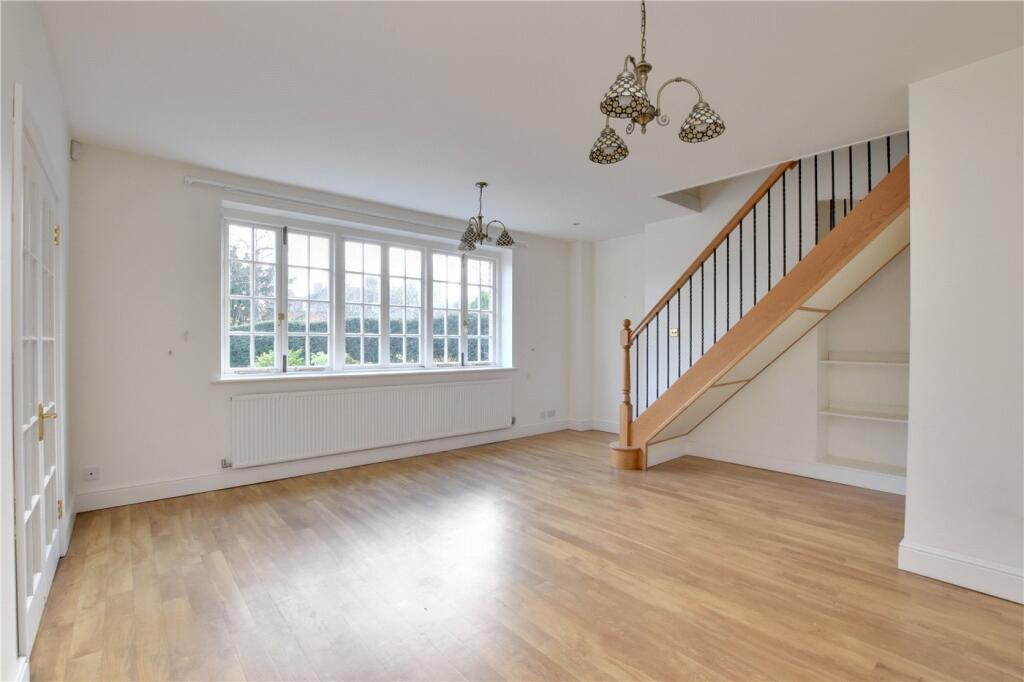 2 bedroom semi-detached house for rent