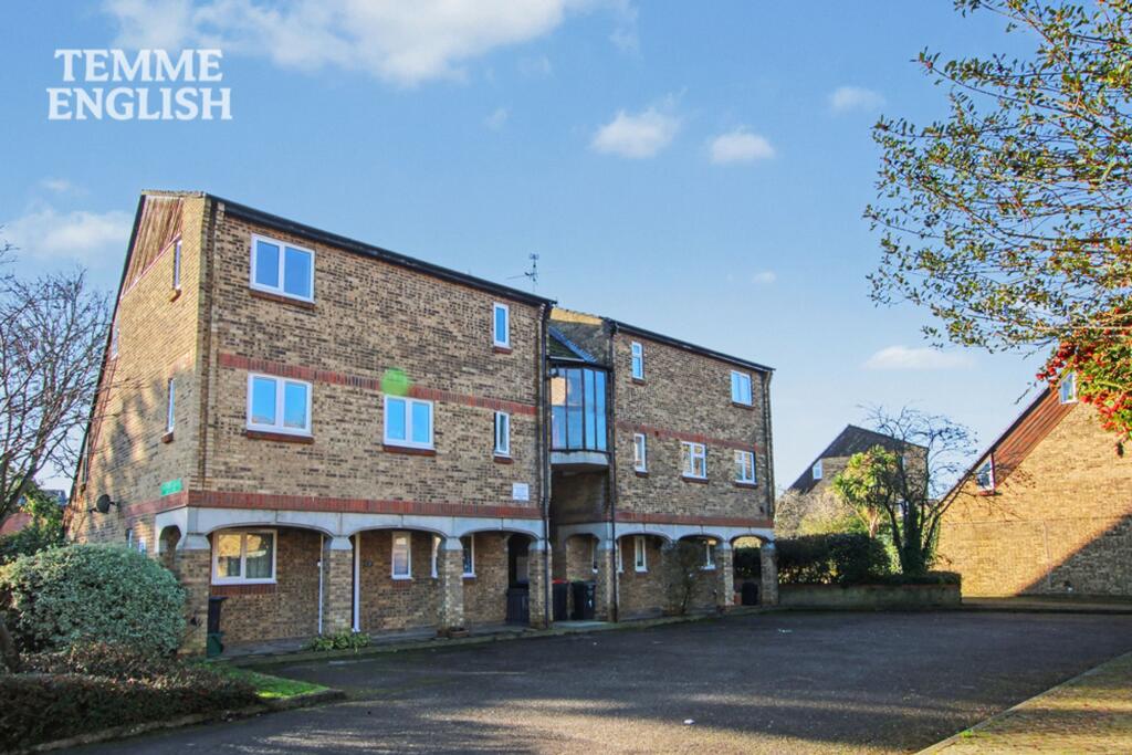 Main image of property: Riffams Drive, Basildon, SS13