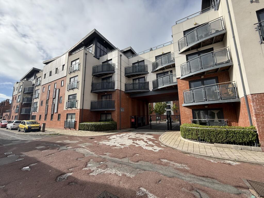 Apartment in Chester