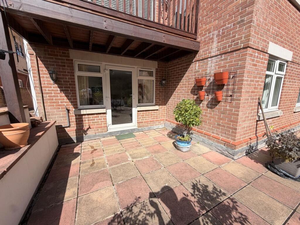 Apartment in Poole, Penn Hill - View 5