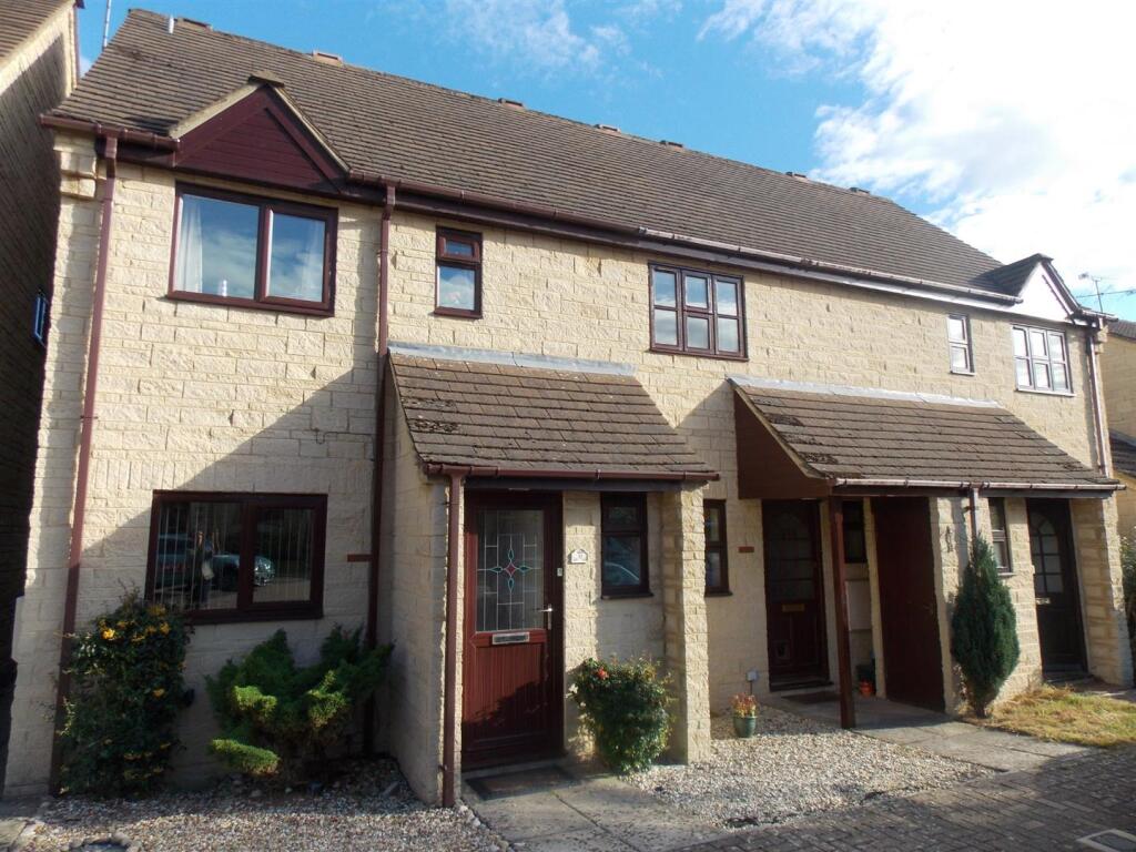 Main image of property: Michaels Mead, Cirencester