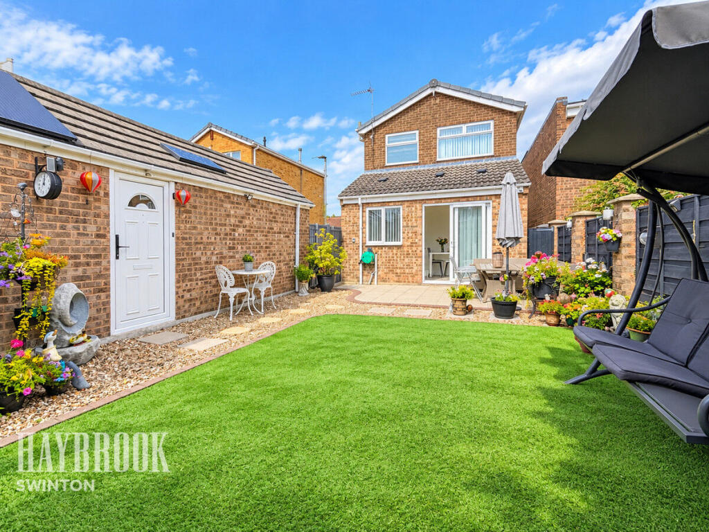 House in Rotherham, South Yorkshire - View 5
