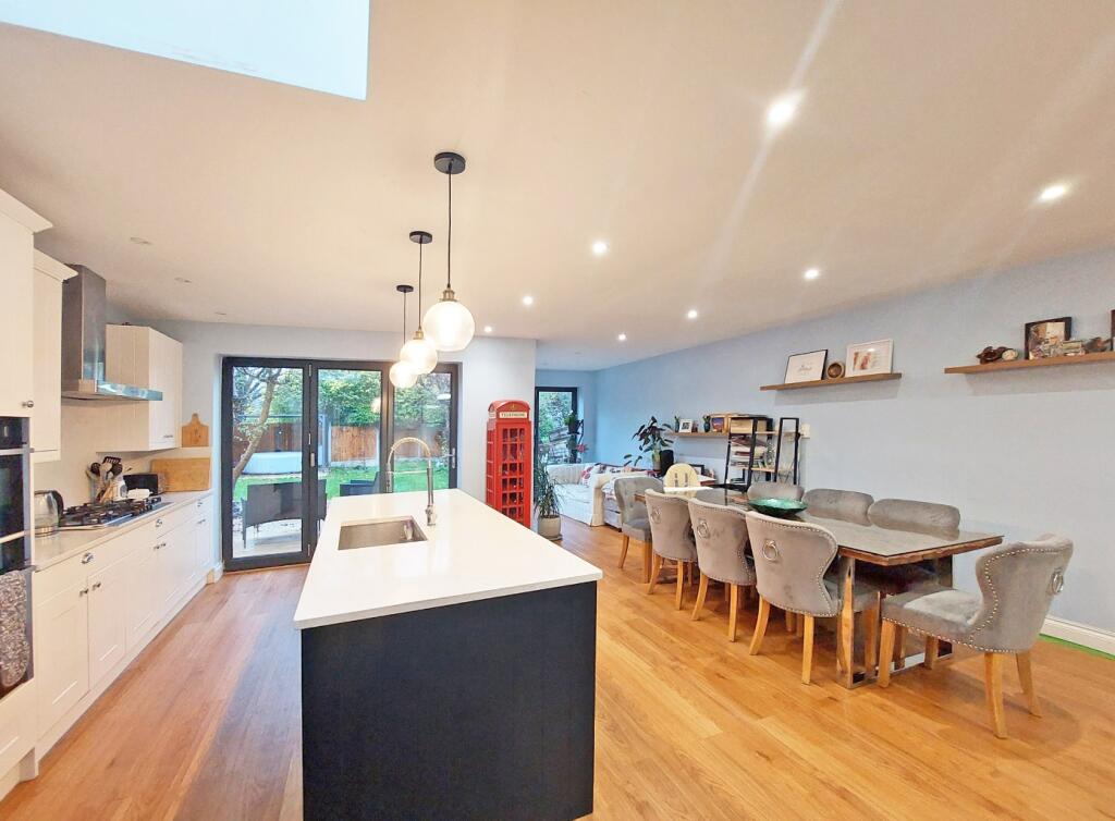 House in Harrow - View 2