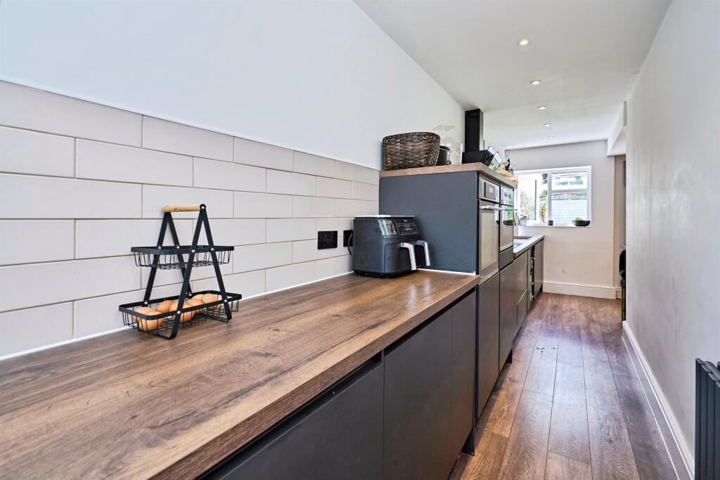 House in Birmingham, Sutton Coldfield - View 5