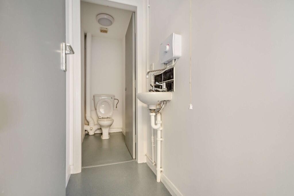 Additional image 10 of 19 Great Russell Court, Bradford, BD7 