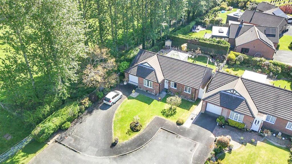 Main image of property: Maes Y Llan, Llansantffraid