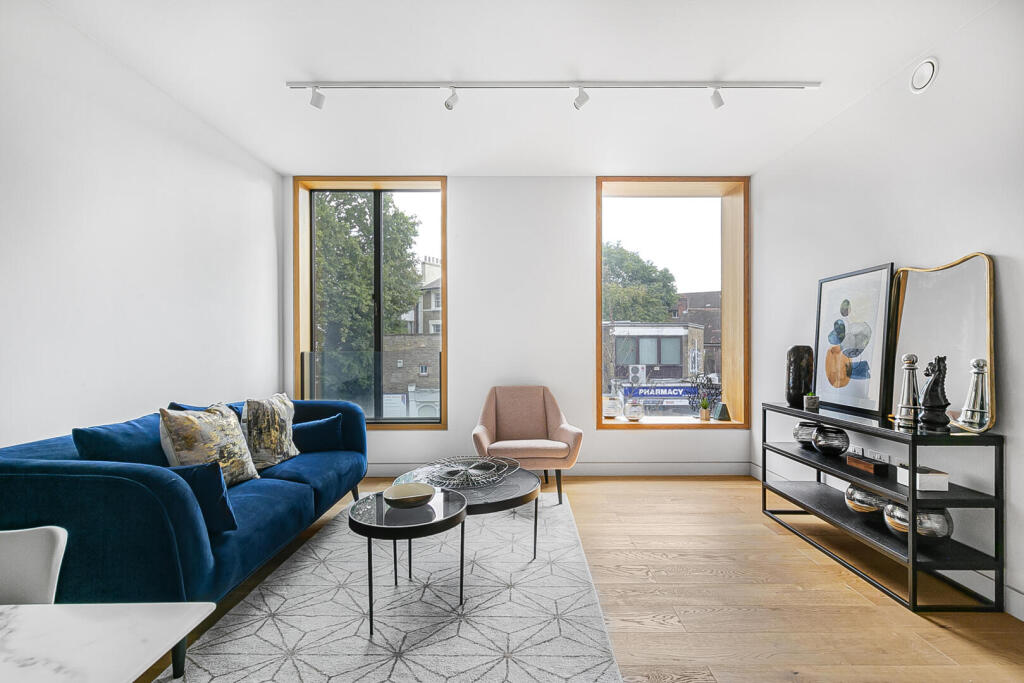 Main image of property: Swains Lane, Highgate, London, N6 6AG