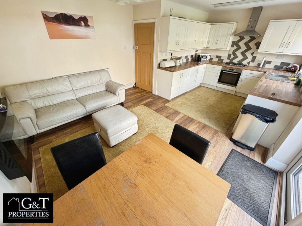 Barrs Road, Cradley Heath photo 5