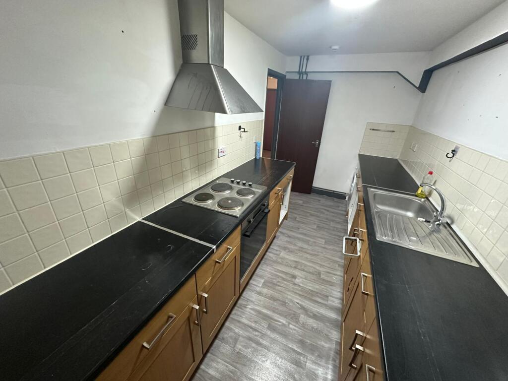 Apartment in Walsall, Dudley's Fields - More