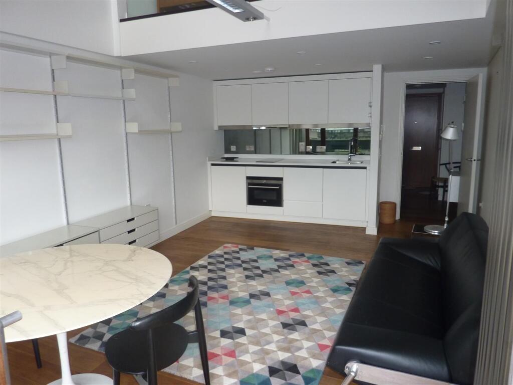 Apartment in London - View 2