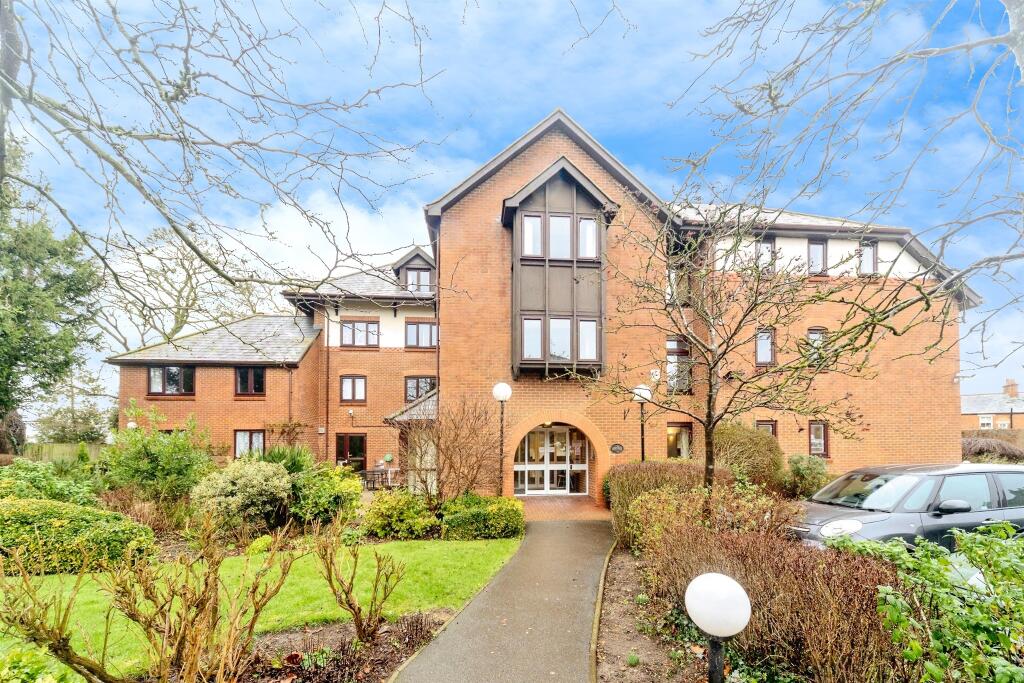 Main image of property: Lawnsmead Gardens, Newport Pagnell