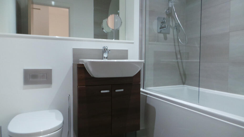 Apartment in Liverpool - View 4