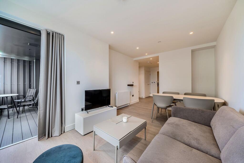 Apartment in Harrow - View 5