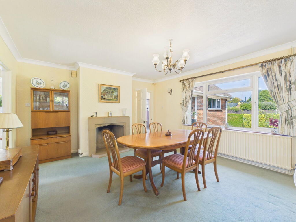 House in Horsham, West Sussex - View 4