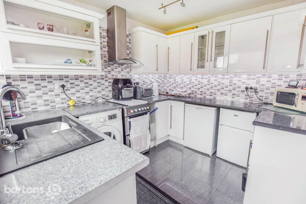 Sebastian View, Brinsworth, S60 photo 3