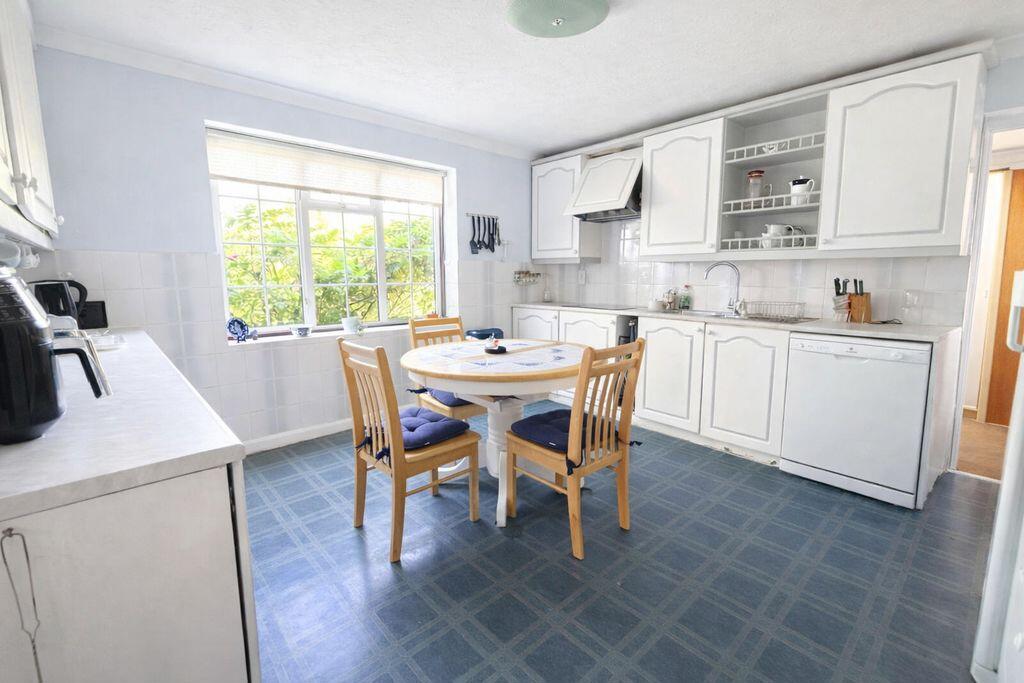 House in Fareham, Hampshire - View 5