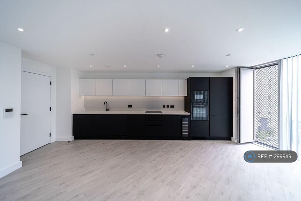 Apartment in Manchester - View 3
