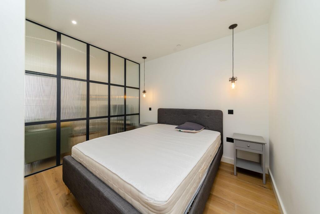 Apartment in London - View 2