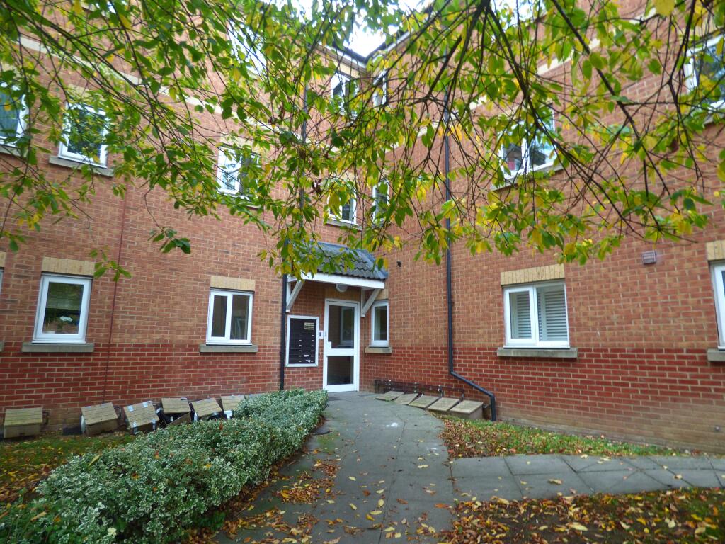 Main image of property: Beeston Court, Laindon, SS15