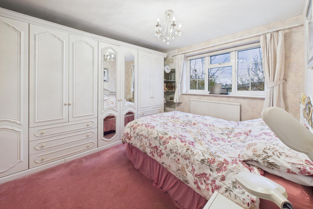 House in Dacorum, The Image - View 5