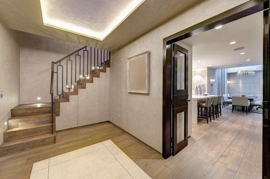 House in London - View 5