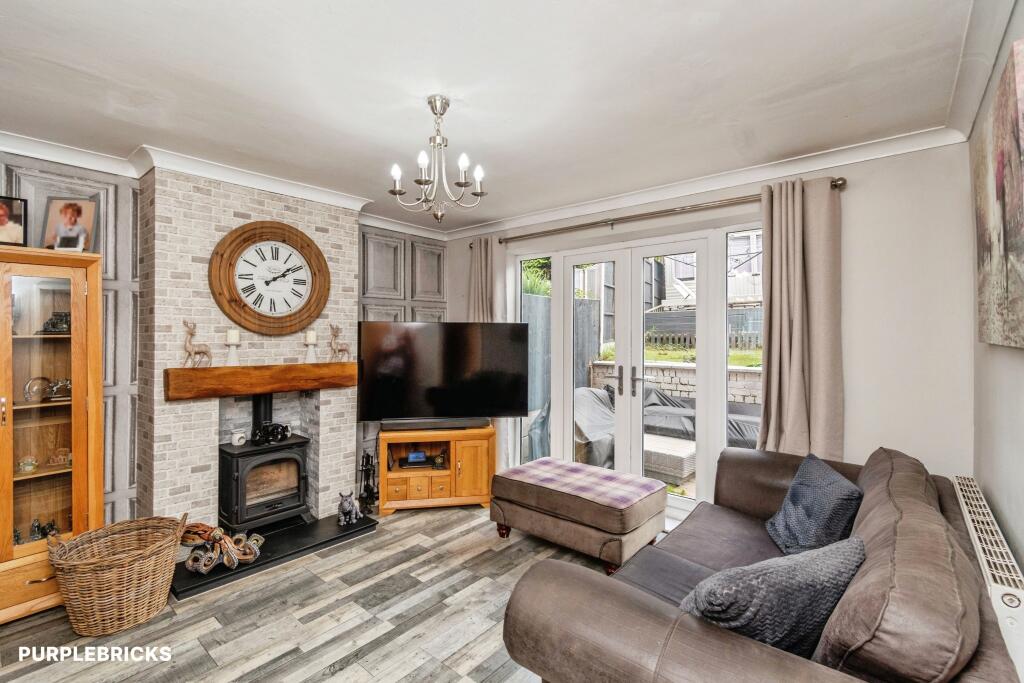 House in Wolverhampton, Woodcross - View 2