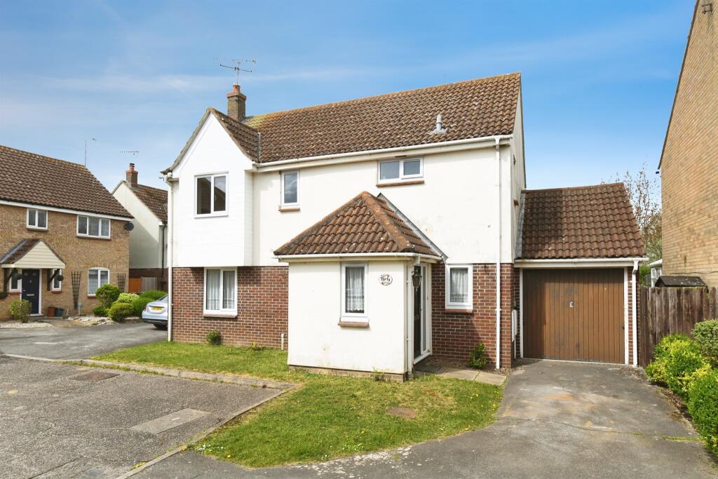 Main image of property: Hopkins Mead, Chelmer Village, Chelmsford