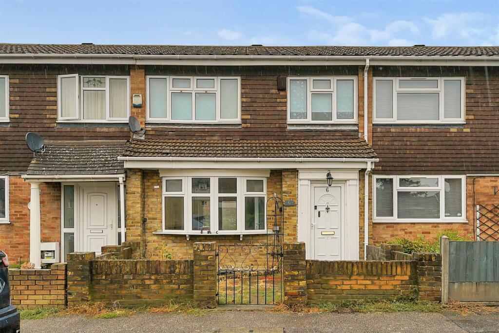 Main image of property: Ongar Way, Rainham